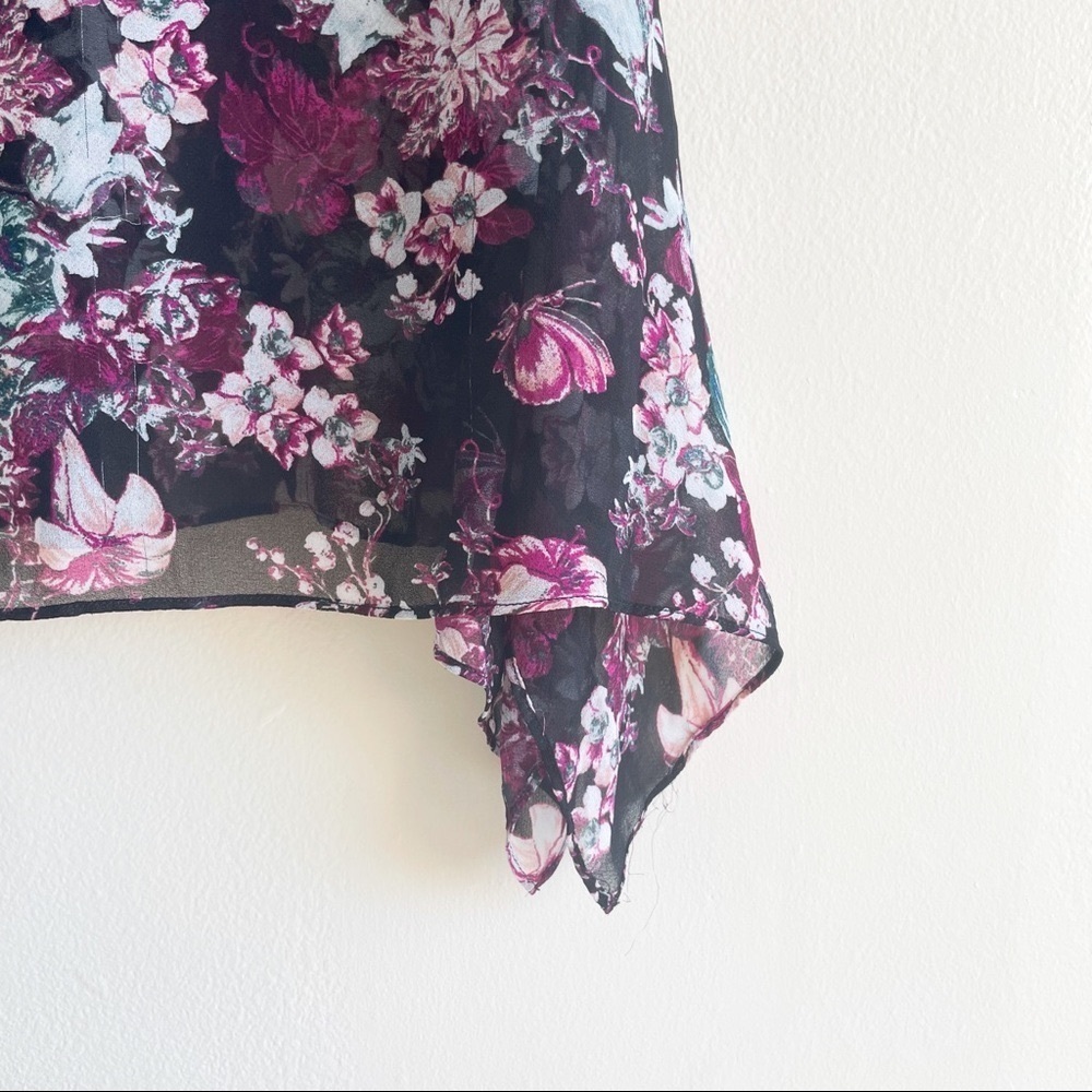 Bcbgeneration plum floral half button up top XS - Picture 7 of 11
